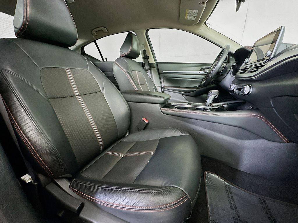 Thumbnail: 2024 Nissan Altima - 11