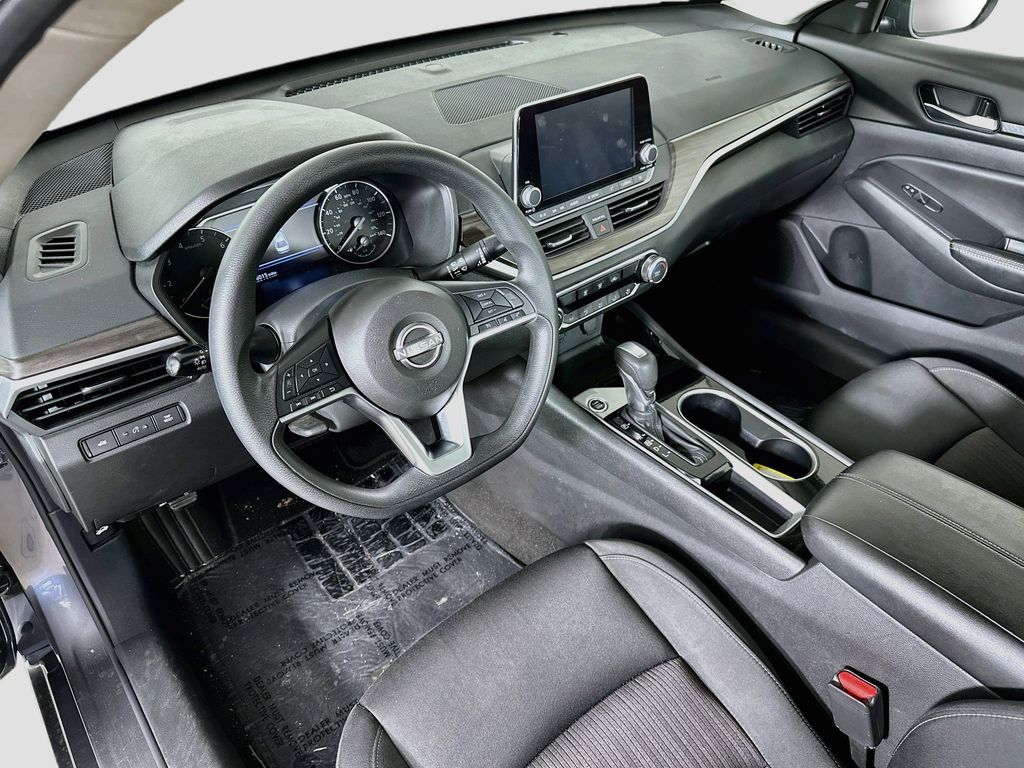 Thumbnail: 2024 Nissan Altima - 2
