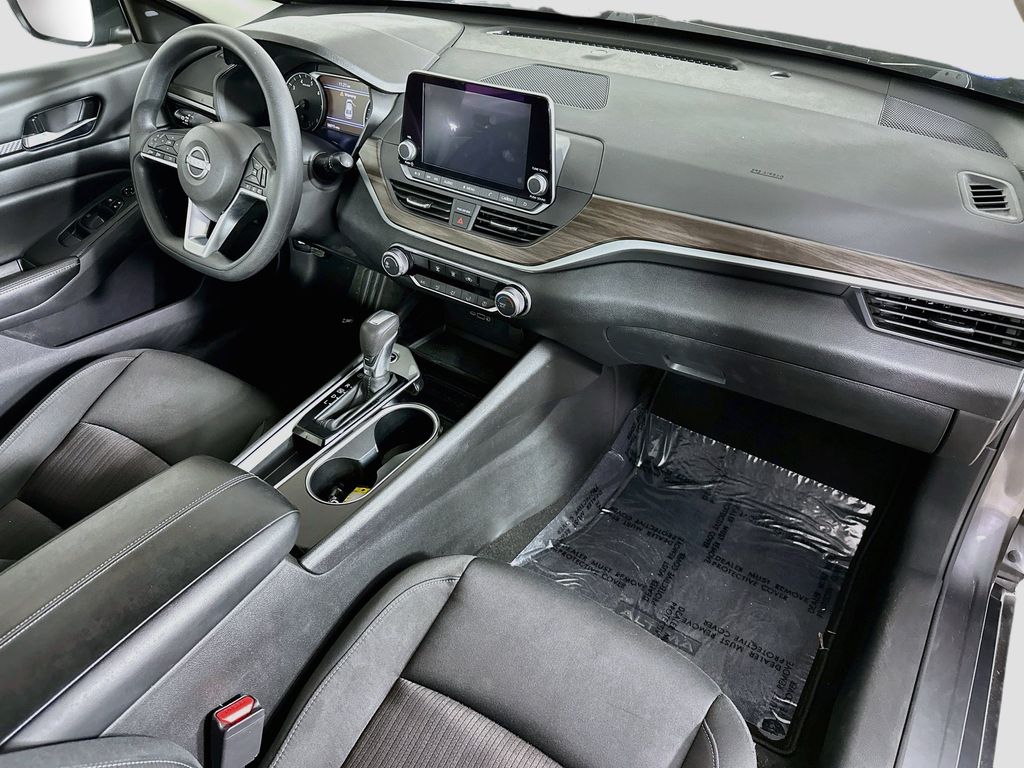 Thumbnail: 2024 Nissan Altima - 31