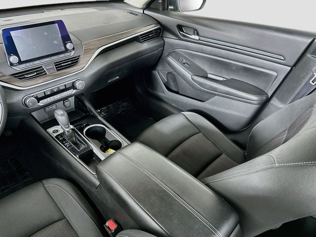 Thumbnail: 2024 Nissan Altima - 14