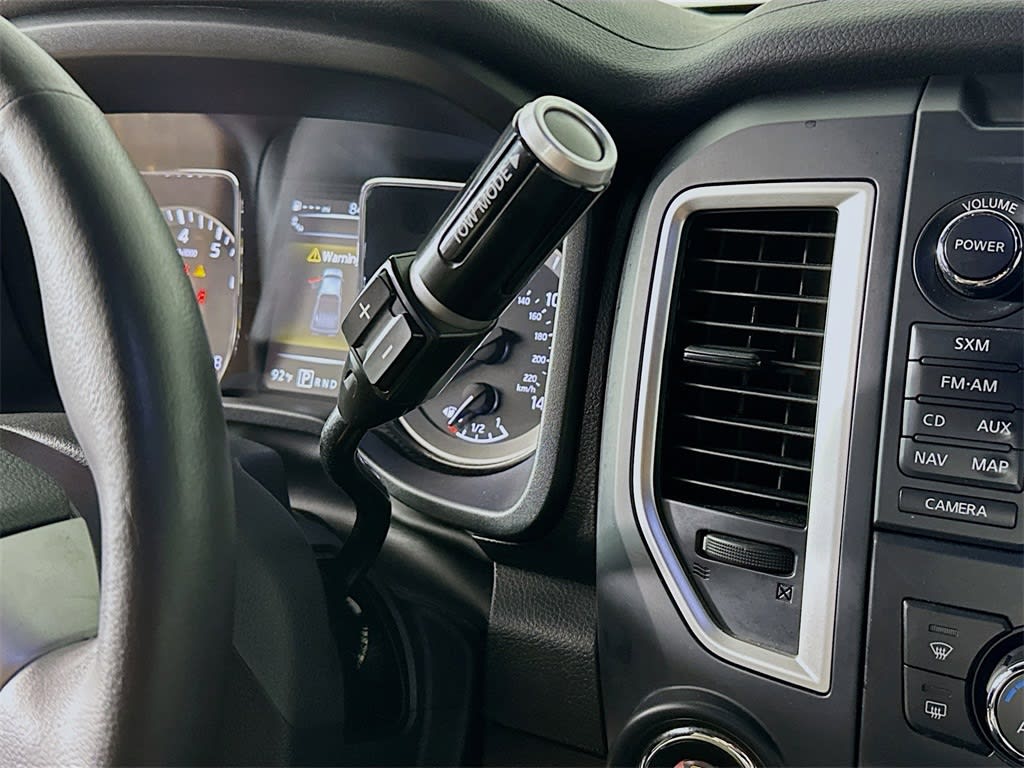 2018 Nissan Titan SV 22