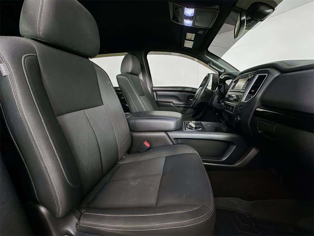 2018 Nissan Titan SV 12