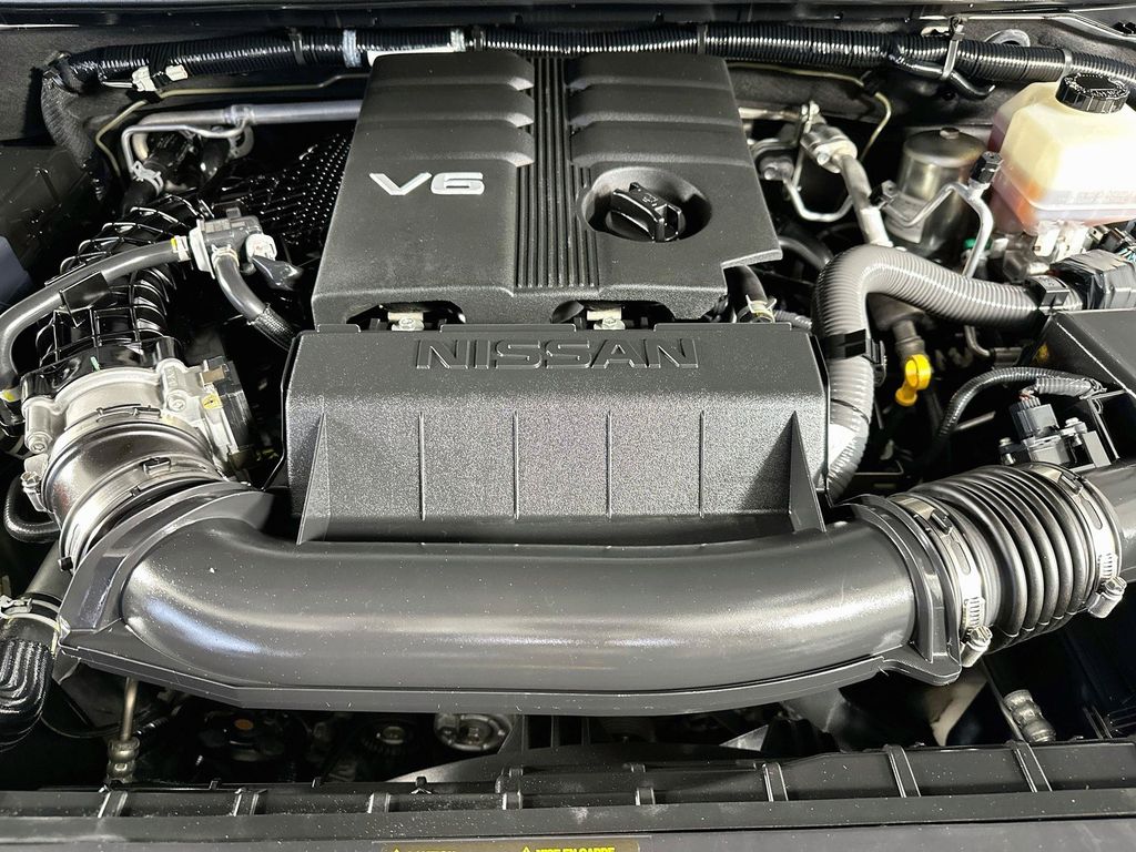 Thumbnail: 2022 Nissan Frontier - 8