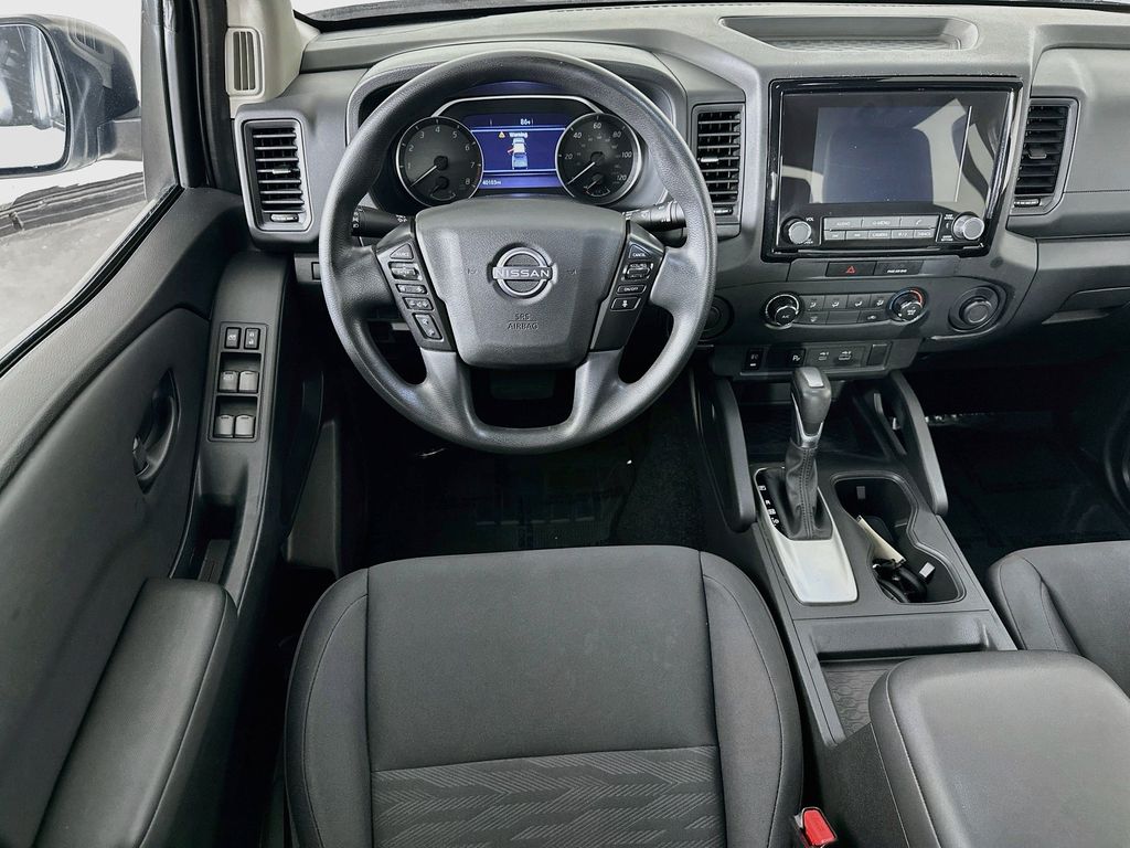 Thumbnail: 2022 Nissan Frontier - 9