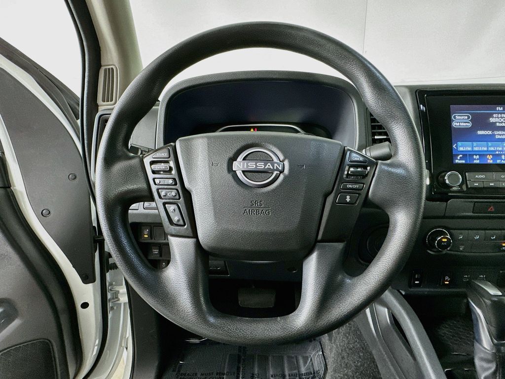 Thumbnail: 2022 Nissan Frontier - 14