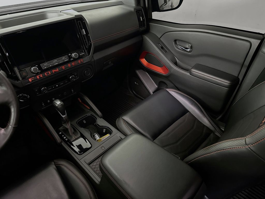 Thumbnail: 2025 Nissan Frontier - 16