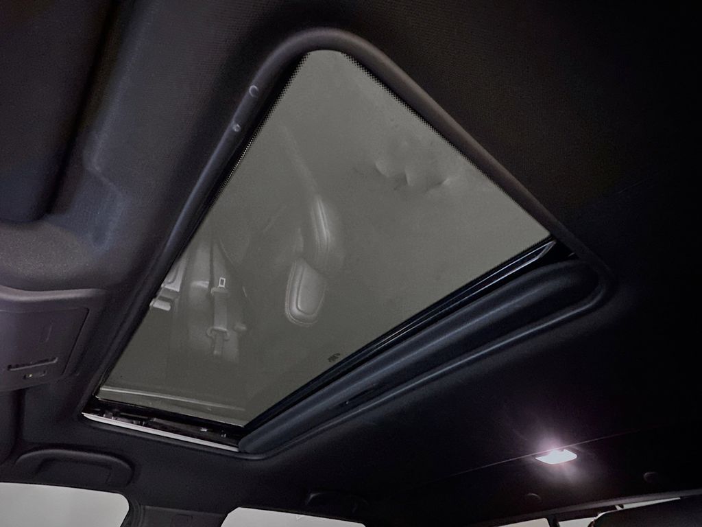 Thumbnail: 2025 Nissan Frontier - 32