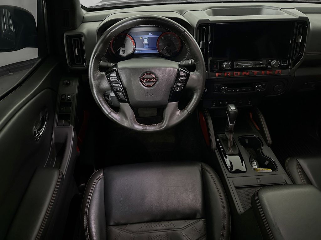Thumbnail: 2025 Nissan Frontier - 9