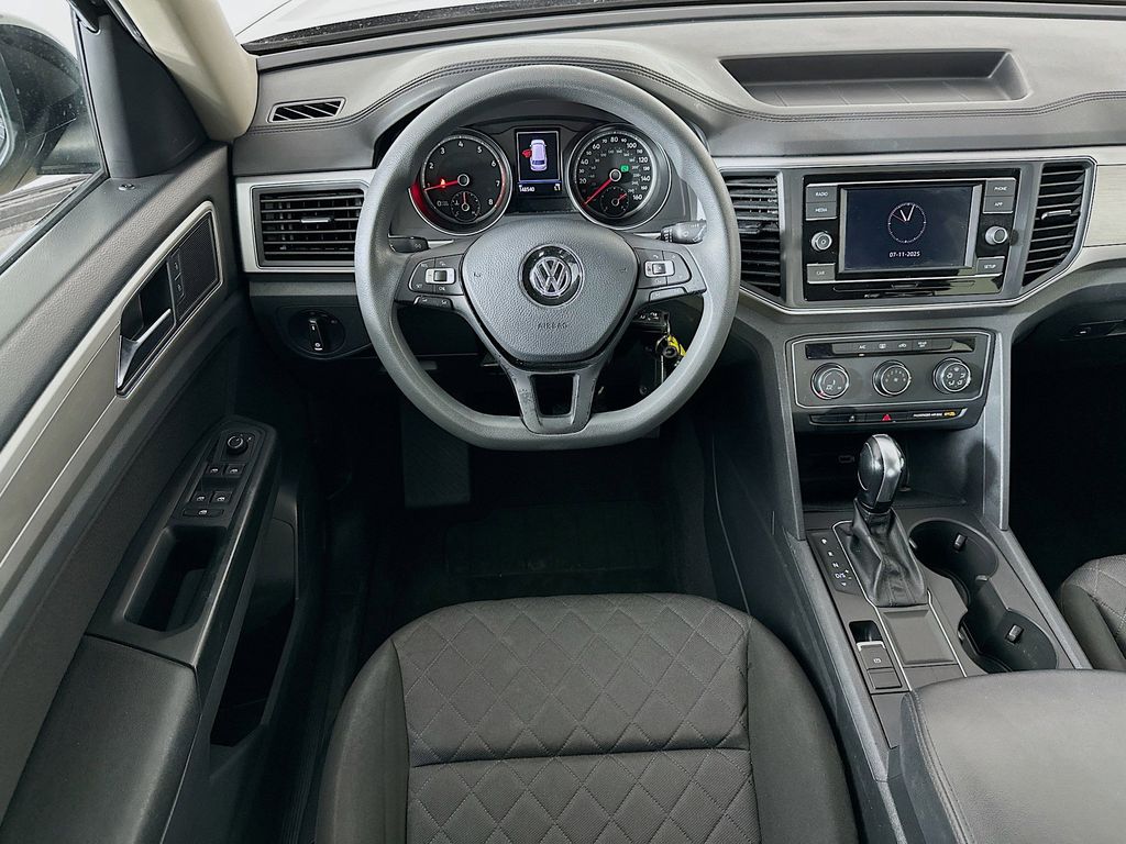 Thumbnail: 2018 Volkswagen Atlas - 9