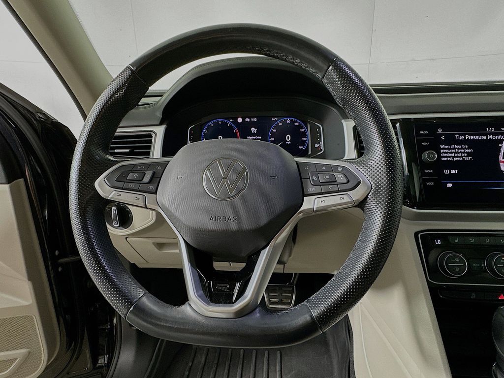 Thumbnail: 2021 Volkswagen Atlas - 14