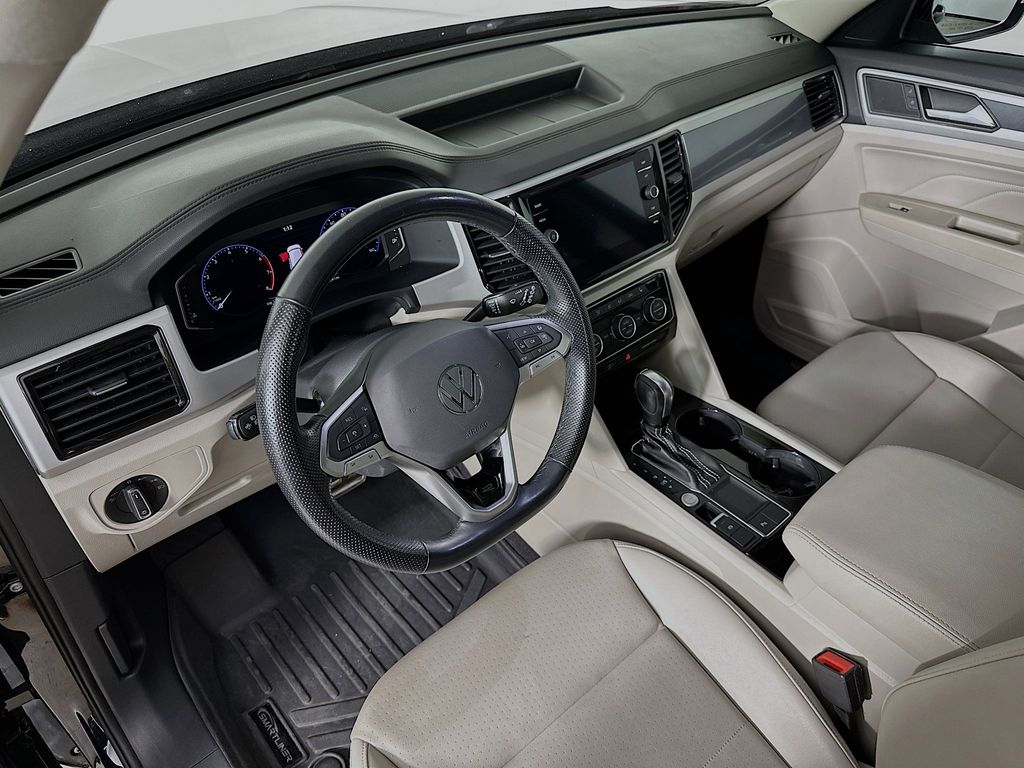 Thumbnail: 2021 Volkswagen Atlas - 2