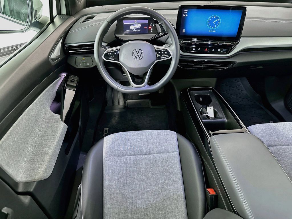 Thumbnail: 2023 Volkswagen ID.4 - 10