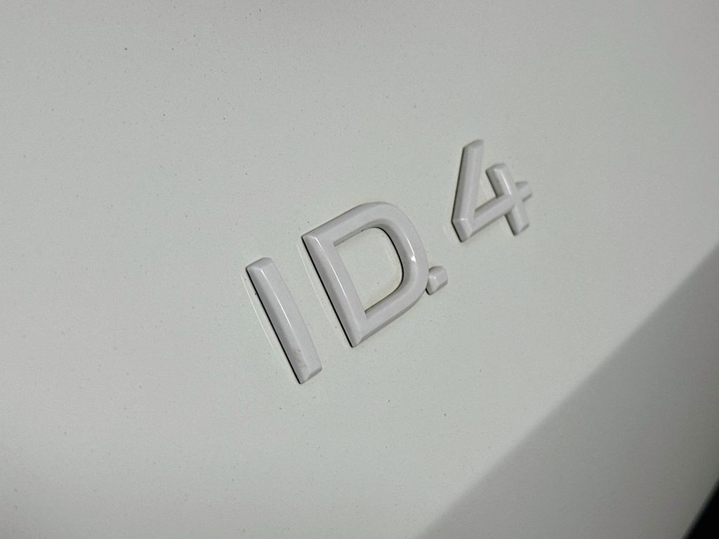 Thumbnail: 2023 Volkswagen ID.4 - 7