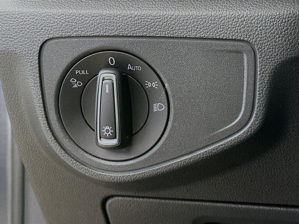 Thumbnail: 2021 Volkswagen Atlas - 27