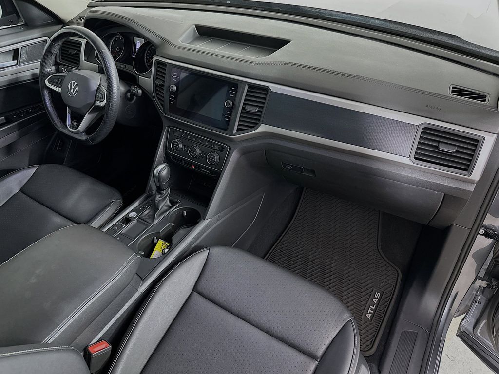 Thumbnail: 2021 Volkswagen Atlas - 34