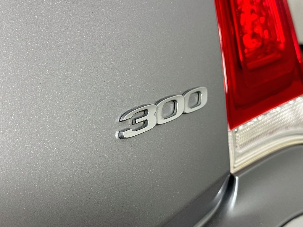 Thumbnail: 2015 Chrysler 300 - 7