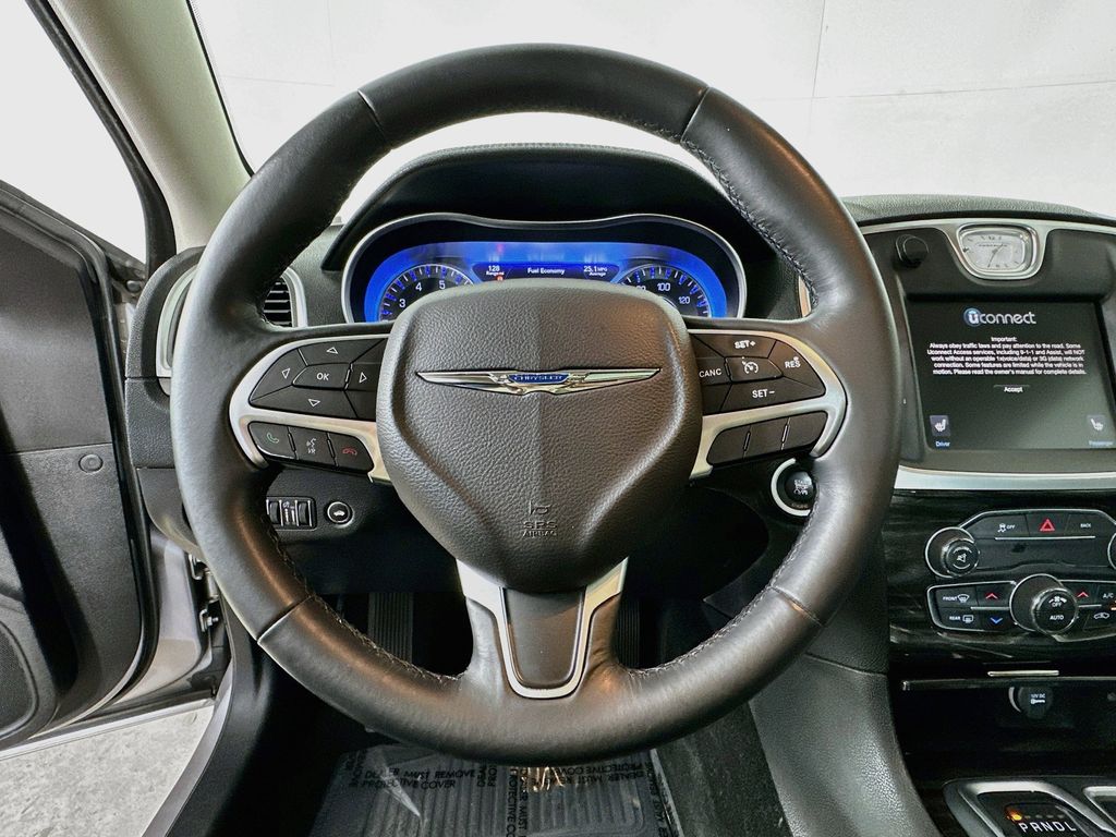 Thumbnail: 2015 Chrysler 300 - 15