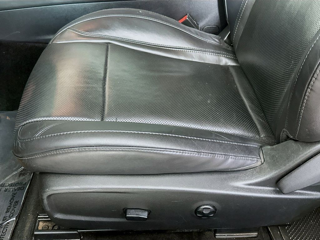 Thumbnail: 2015 Dodge Challenger - 30