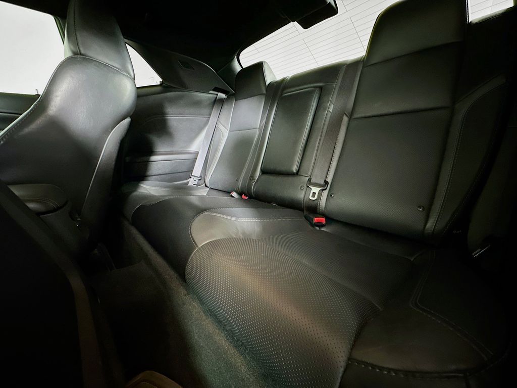 Thumbnail: 2015 Dodge Challenger - 12