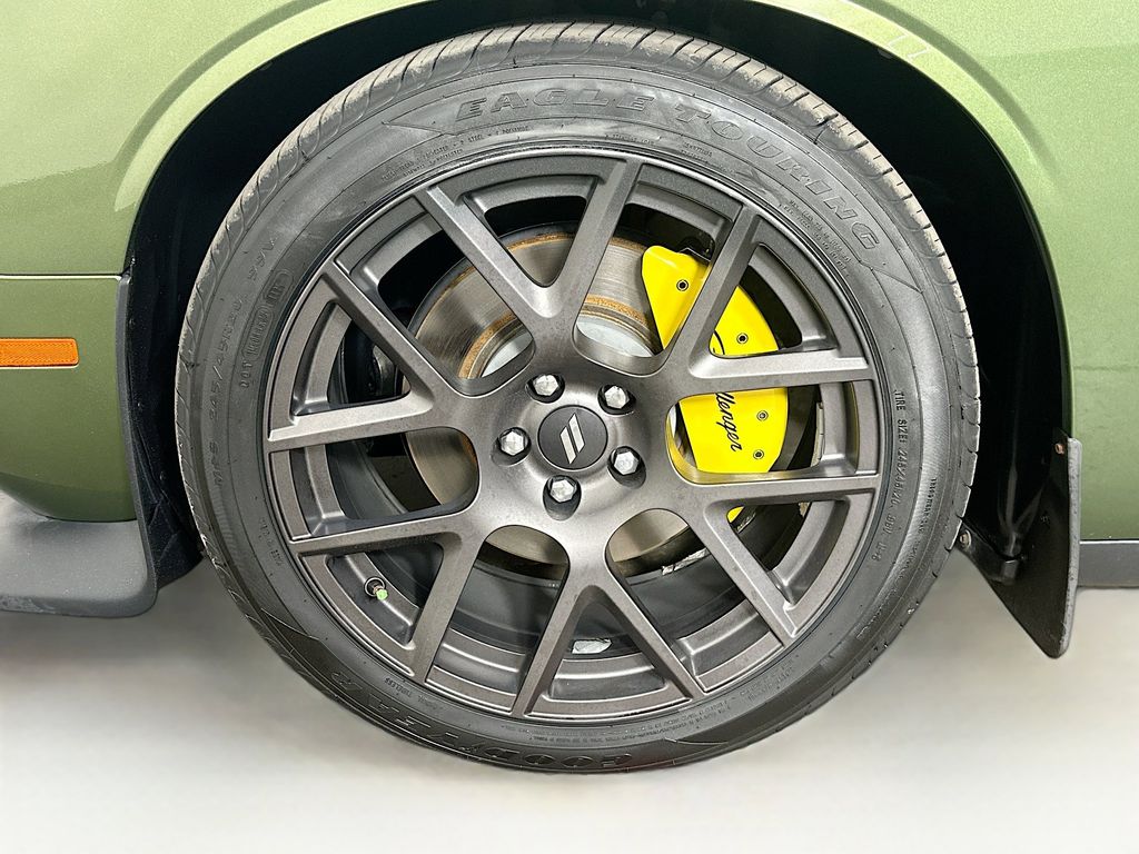 Thumbnail: 2019 Dodge Challenger - 8