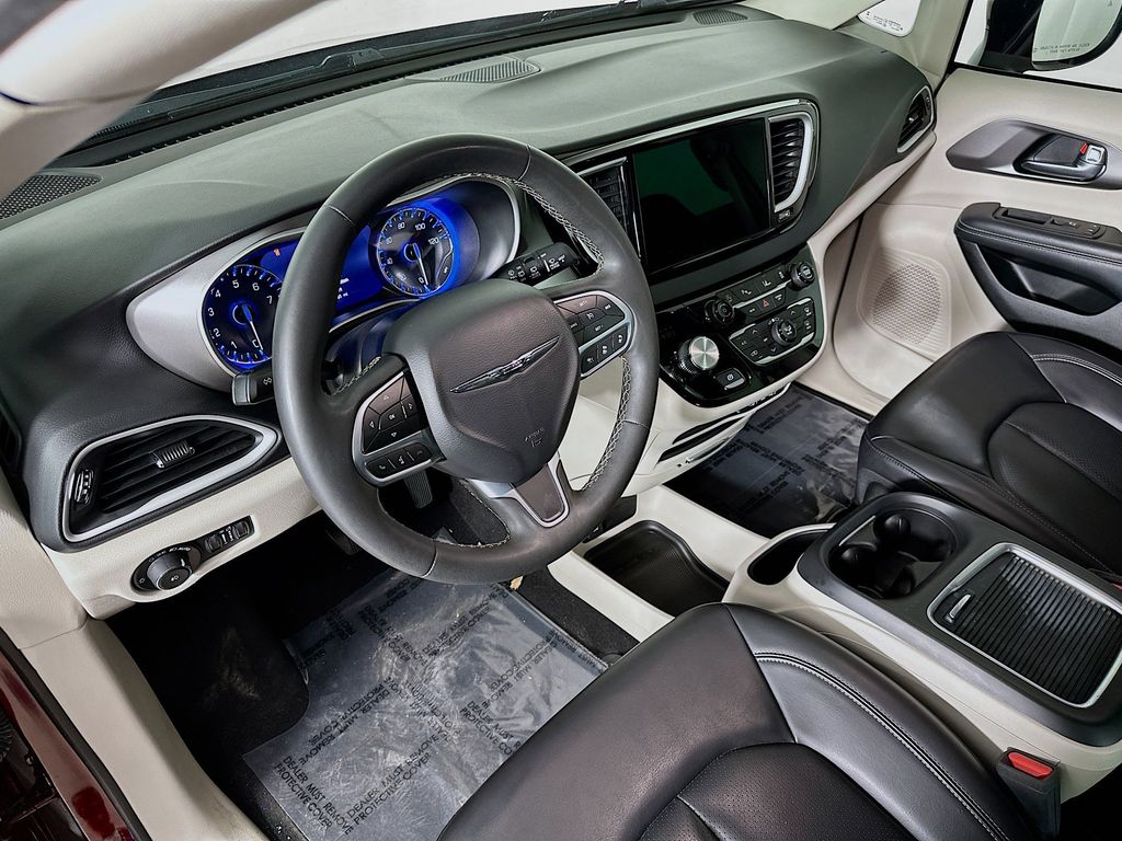 Thumbnail: 2023 Chrysler Pacifica - 2