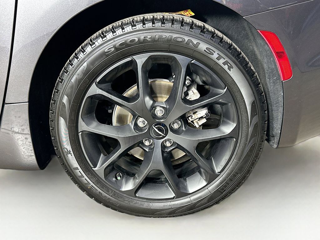 Thumbnail: 2021 Chrysler Pacifica - 7
