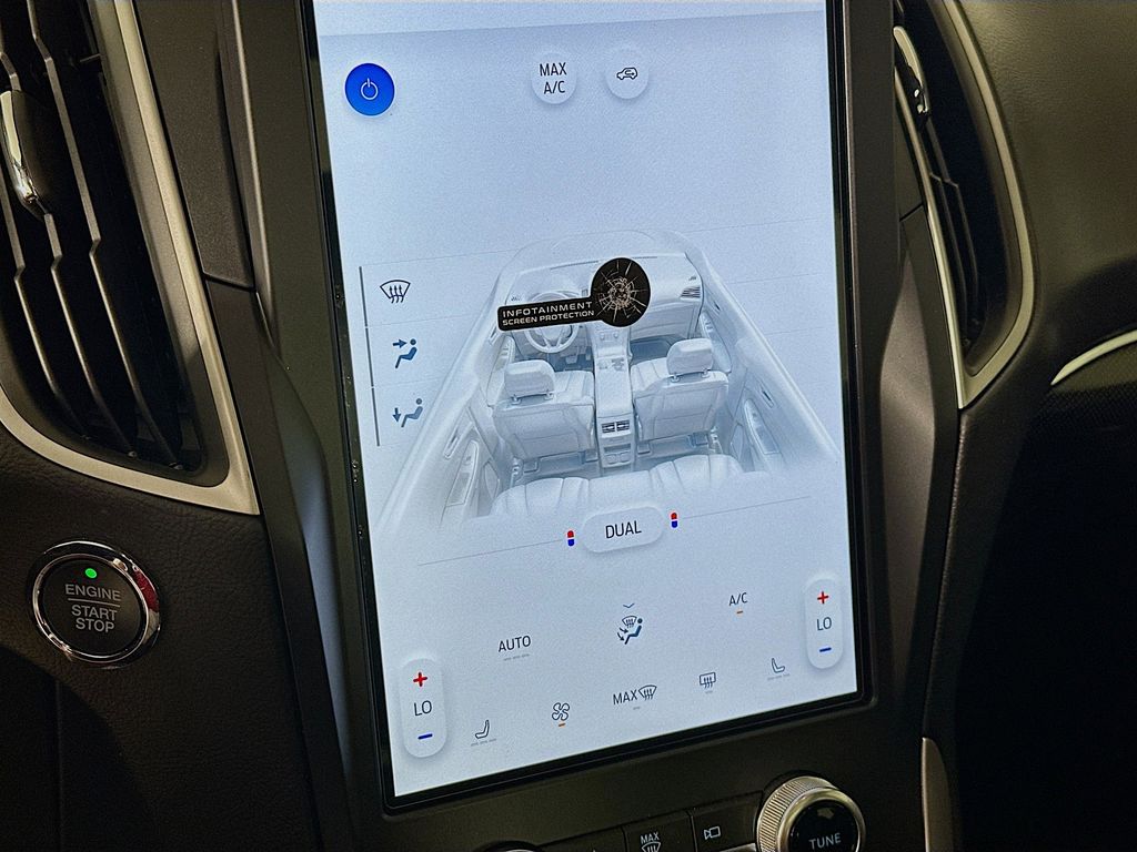 Thumbnail: 2021 Ford Edge - 23