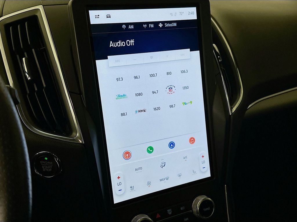 Thumbnail: 2021 Ford Edge - 16