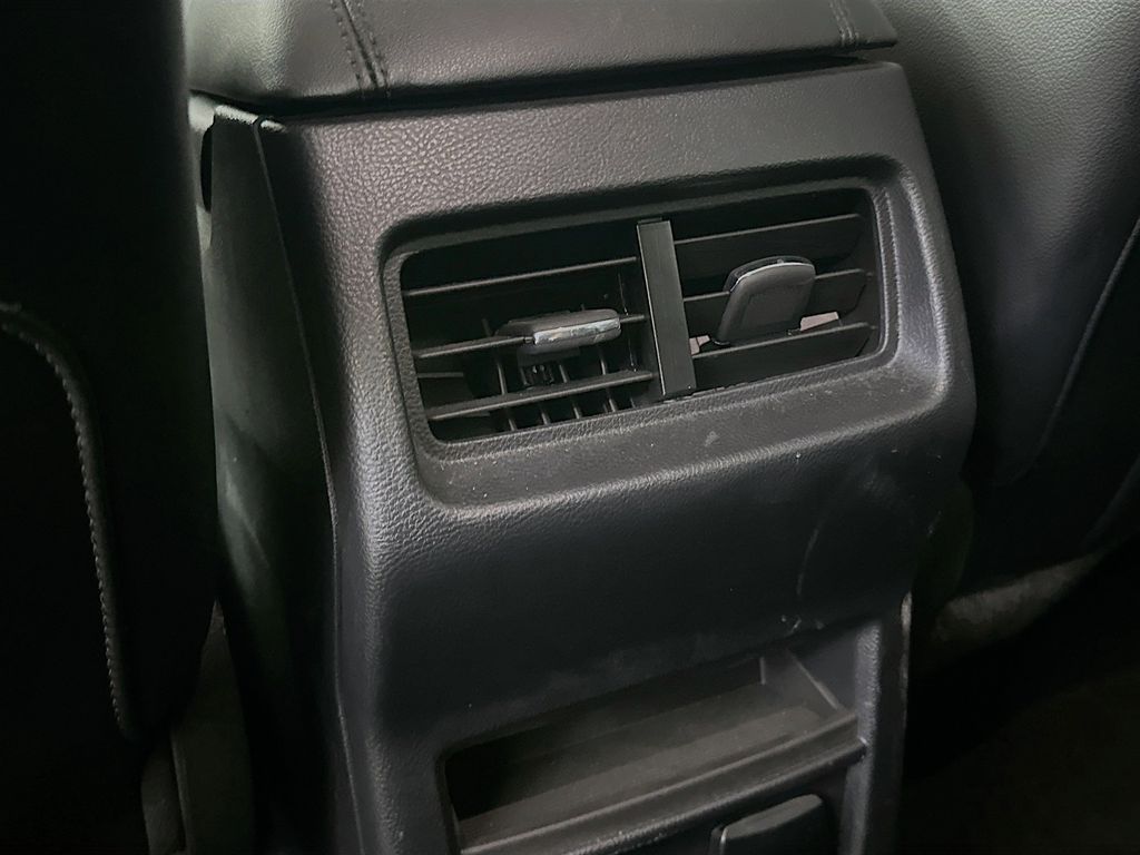 Thumbnail: 2023 Ford Edge - 22