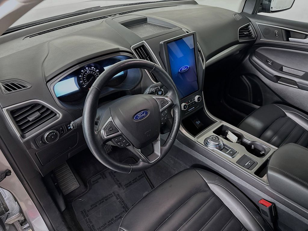 Thumbnail: 2023 Ford Edge - 2