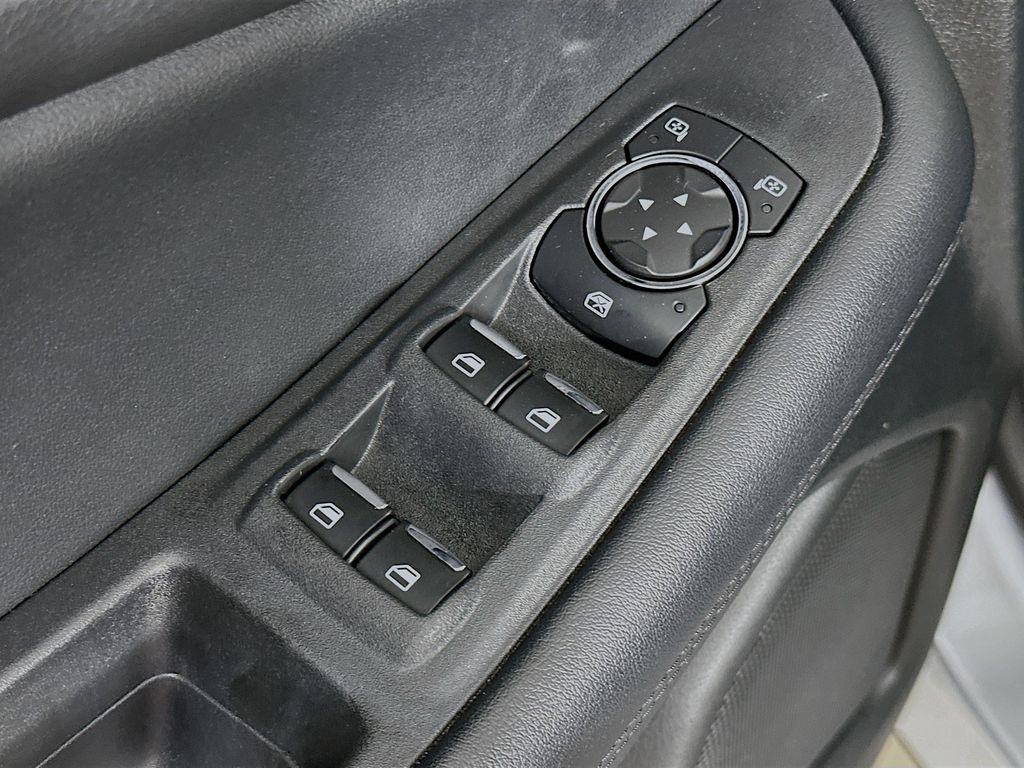 Thumbnail: 2023 Ford Edge - 29