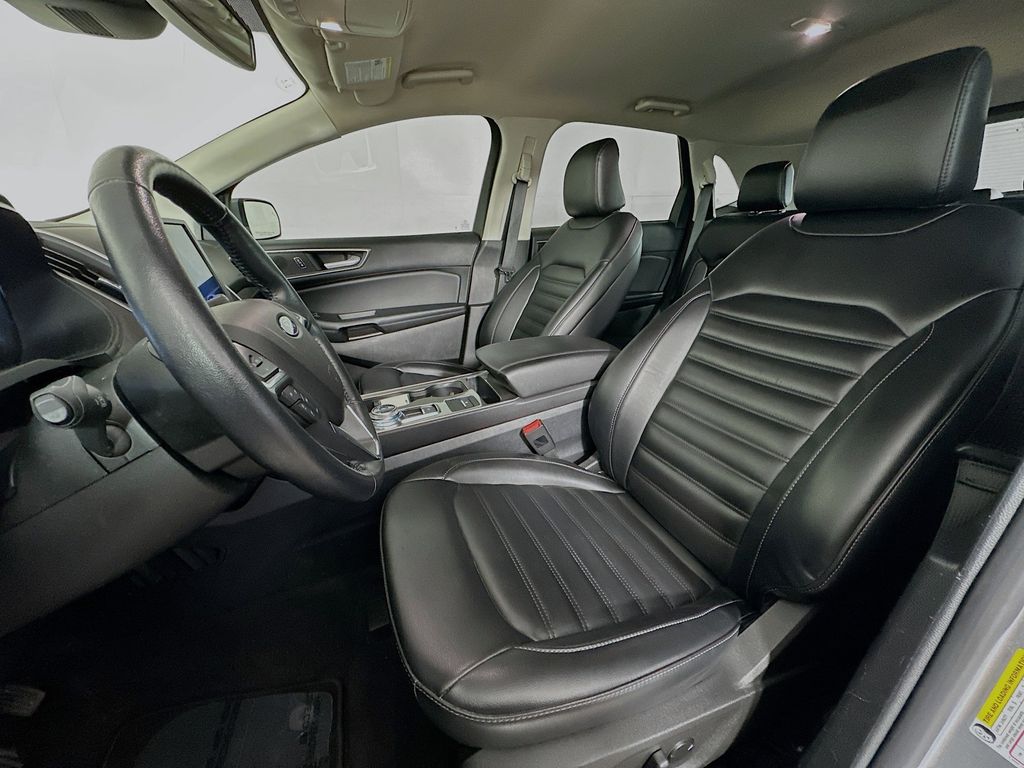 Thumbnail: 2023 Ford Edge - 12