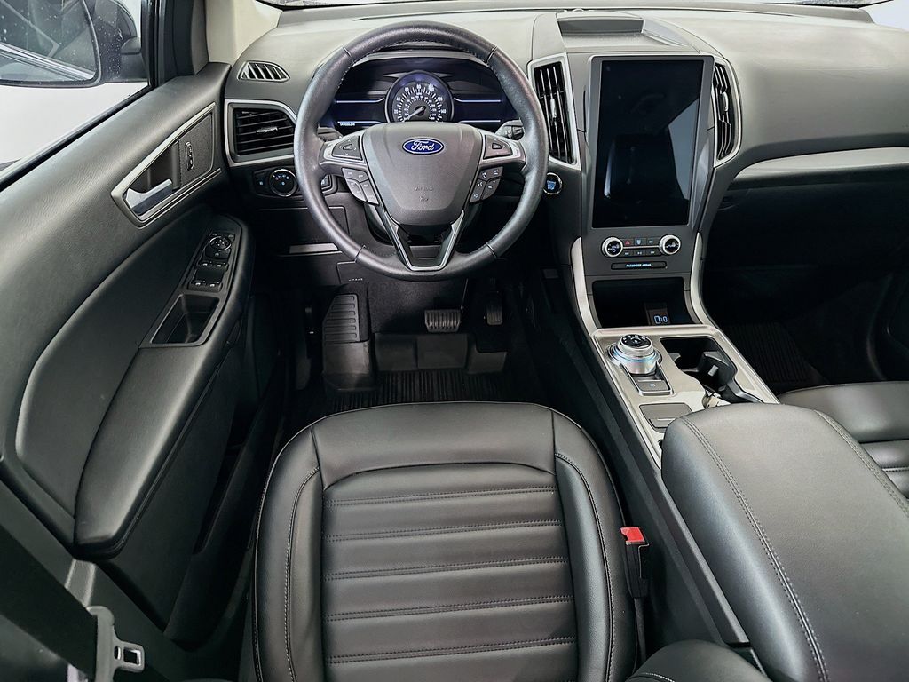 Thumbnail: 2023 Ford Edge - 10