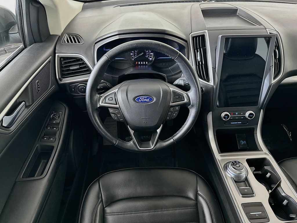 Thumbnail: 2023 Ford Edge - 10