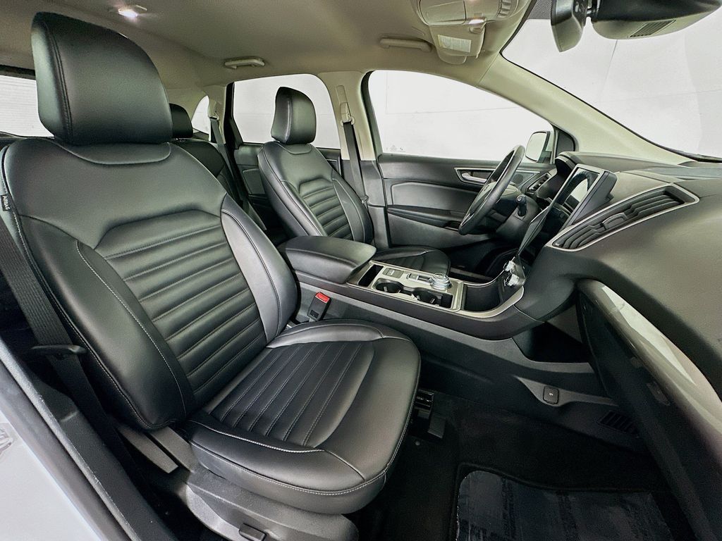 Thumbnail: 2024 Ford Edge - 11