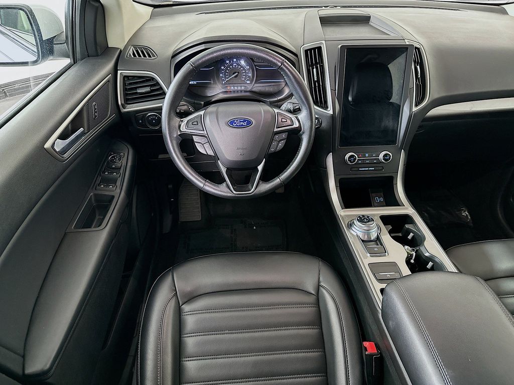 Thumbnail: 2024 Ford Edge - 9