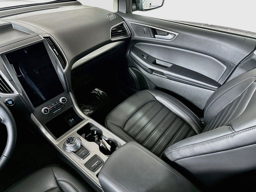 Thumbnail: 2023 Ford Edge - 14