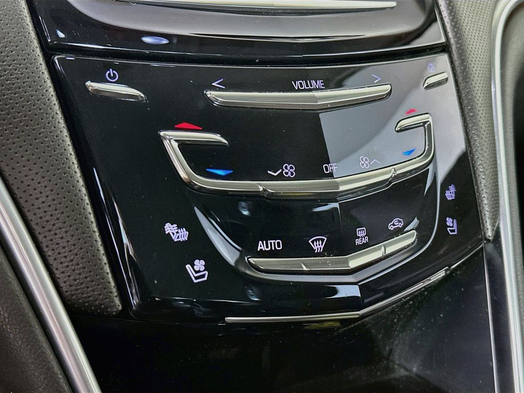 Thumbnail: 2016 Cadillac XTS - 23