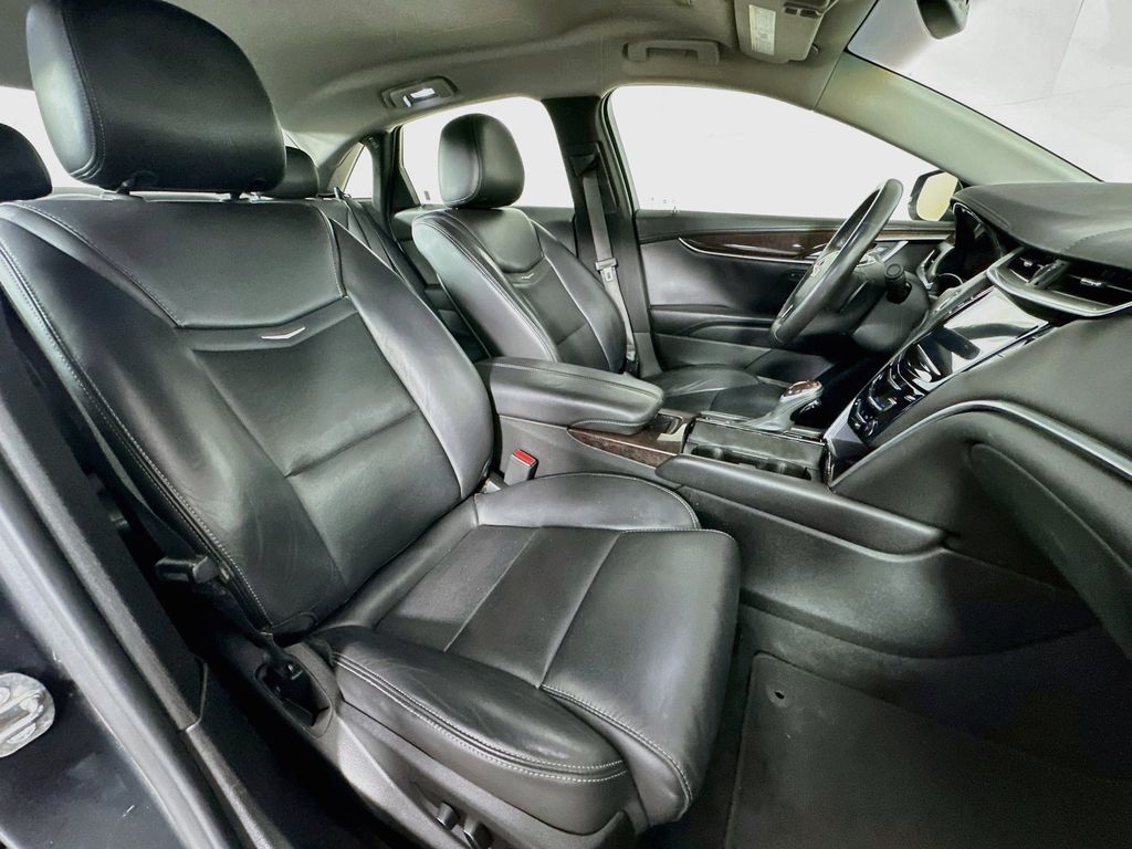 Thumbnail: 2016 Cadillac XTS - 12