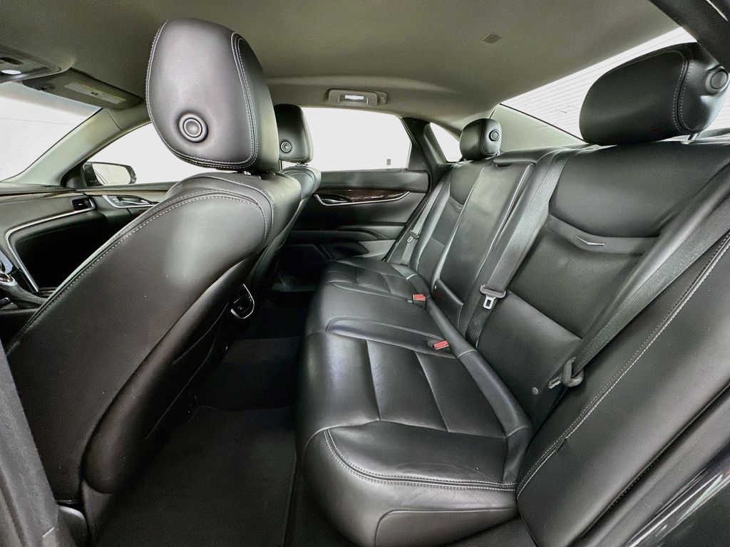 Thumbnail: 2016 Cadillac XTS - 13