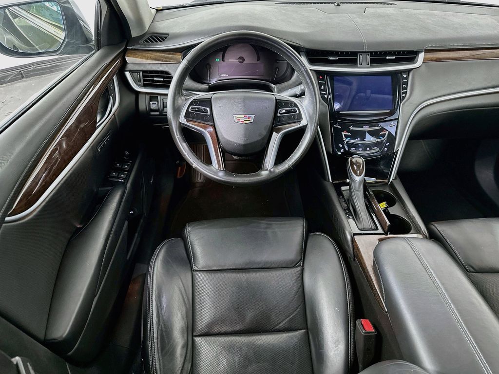 Thumbnail: 2016 Cadillac XTS - 10