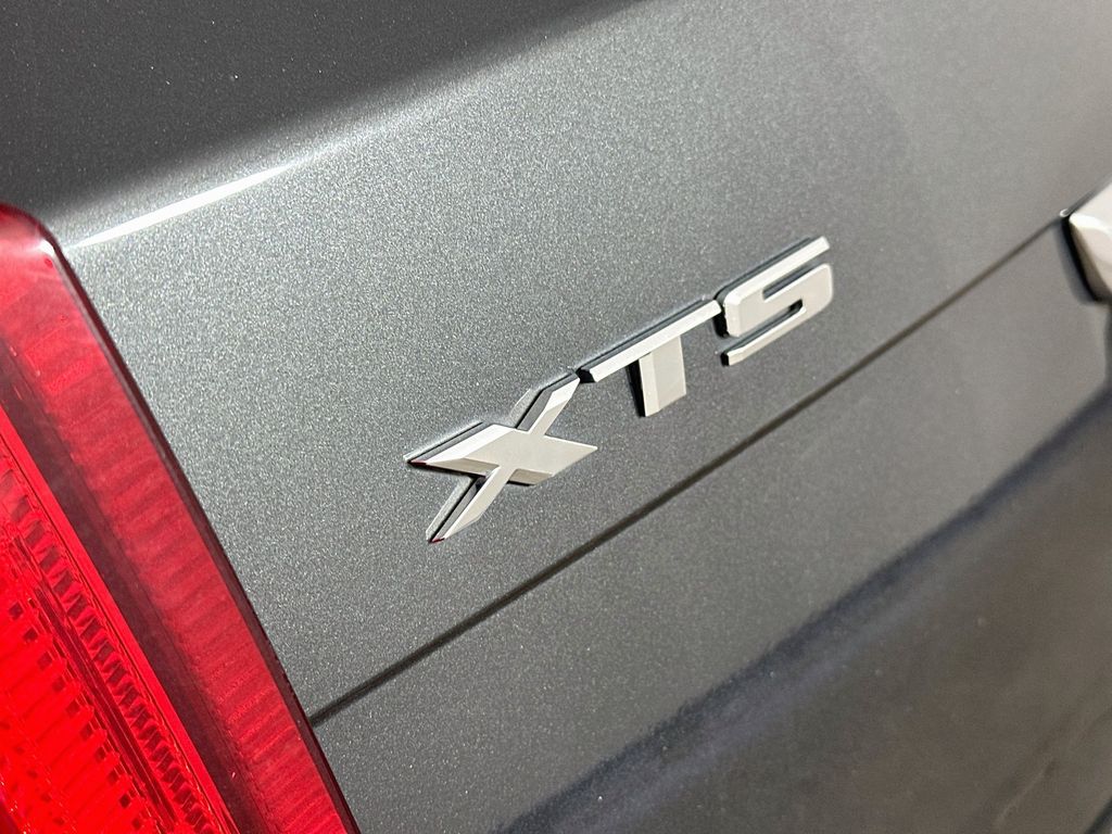 Thumbnail: 2016 Cadillac XTS - 7