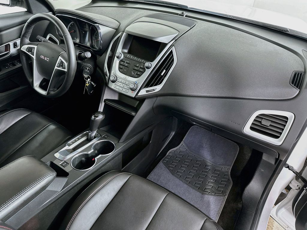 Thumbnail: 2016 GMC Terrain - 32