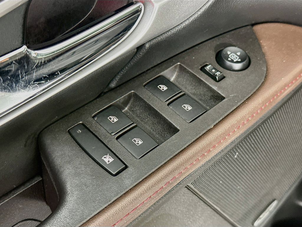 Thumbnail: 2014 GMC Terrain - 27