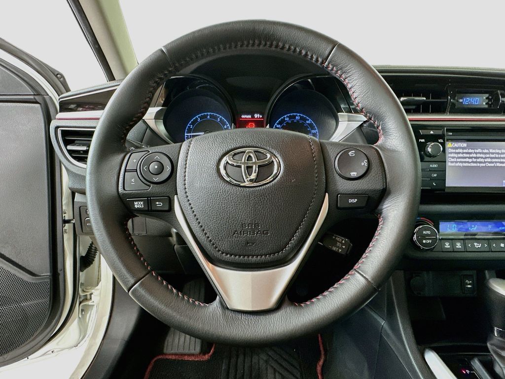 Thumbnail: 2016 Toyota Corolla - 15