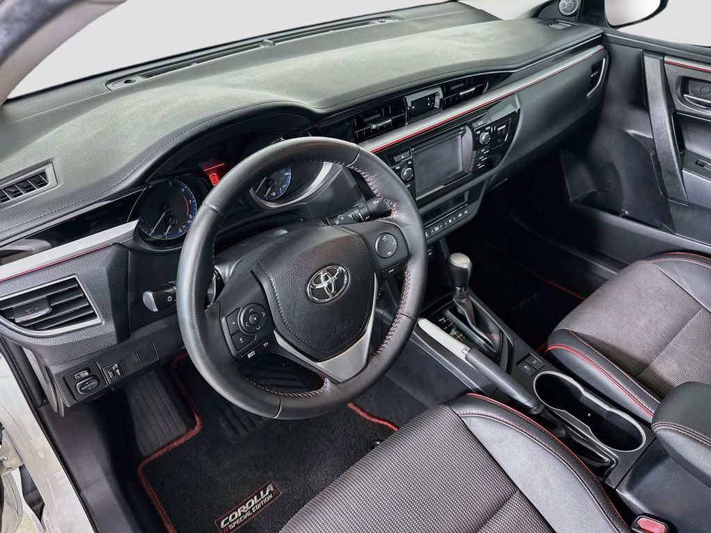 Thumbnail: 2016 Toyota Corolla - 2