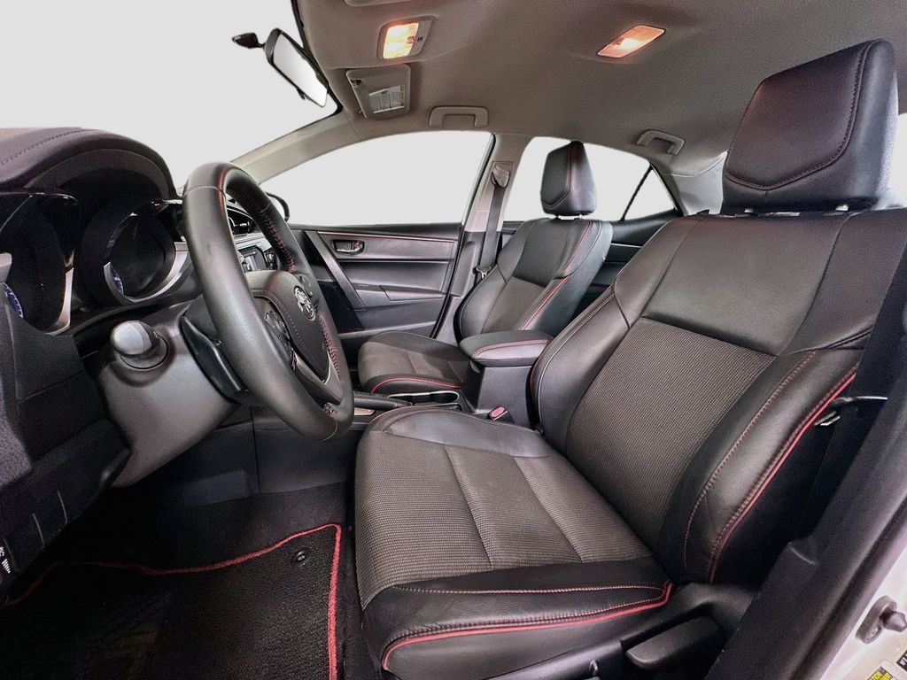 Thumbnail: 2016 Toyota Corolla - 11