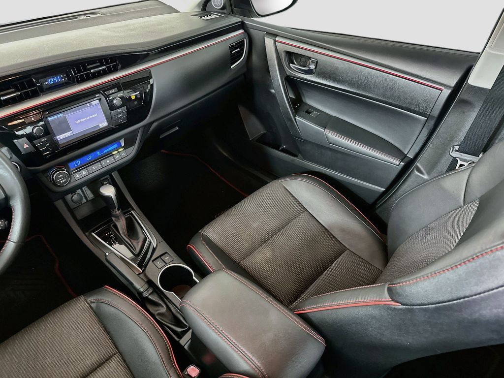 Thumbnail: 2016 Toyota Corolla - 14