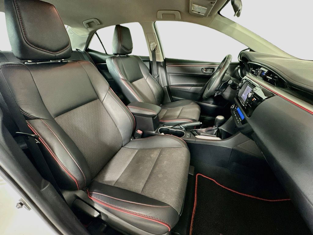 Thumbnail: 2016 Toyota Corolla - 12