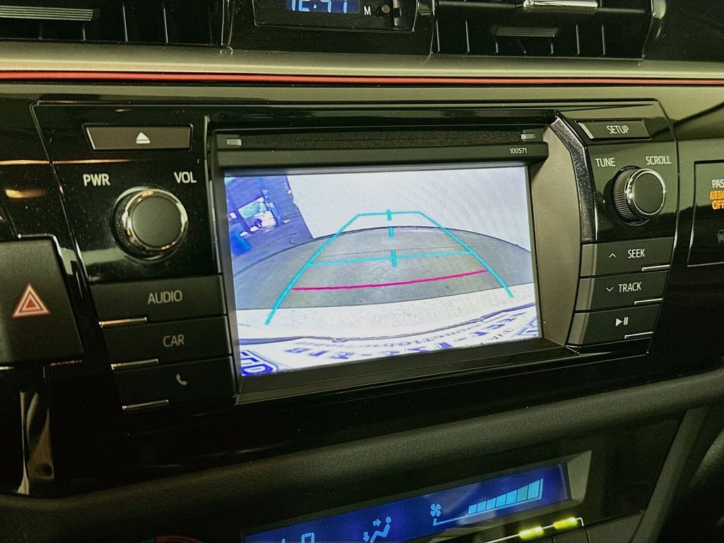 Thumbnail: 2016 Toyota Corolla - 27